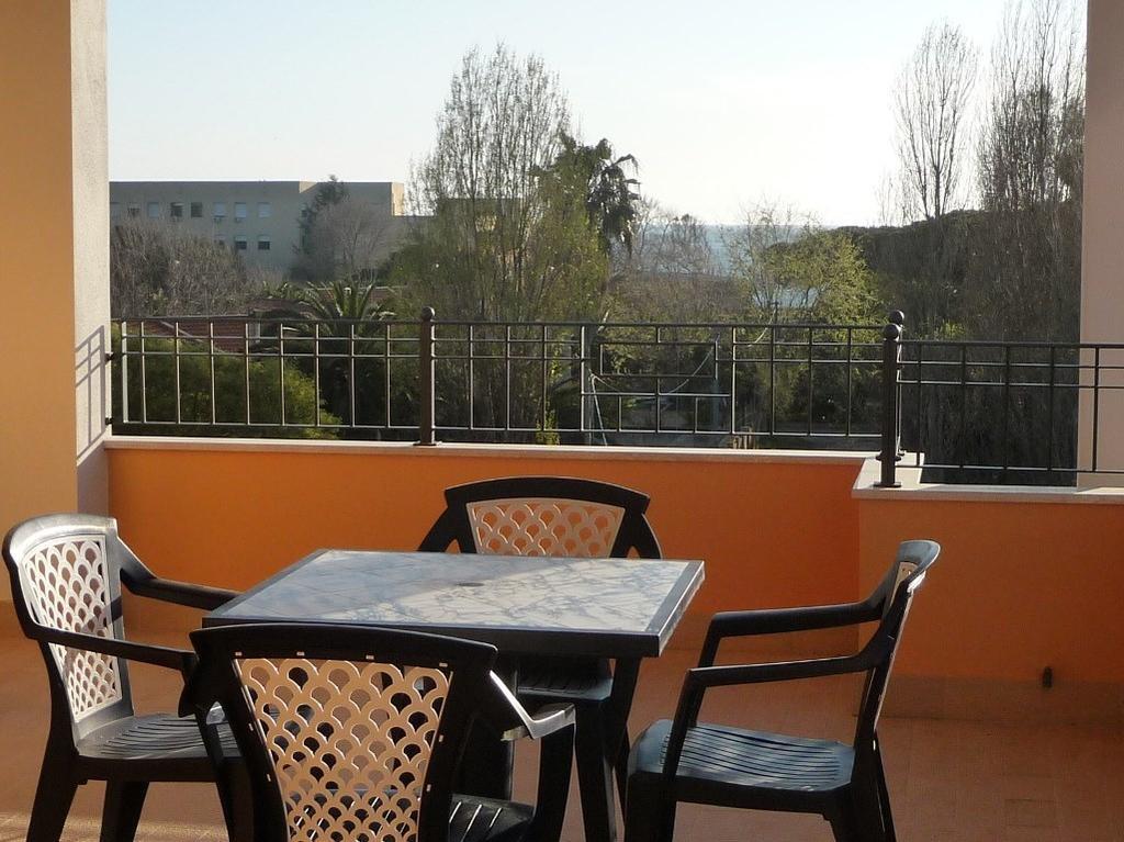 Regina Apartments Alghero Zimmer foto